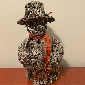 Grapevine Snowman with sparkles